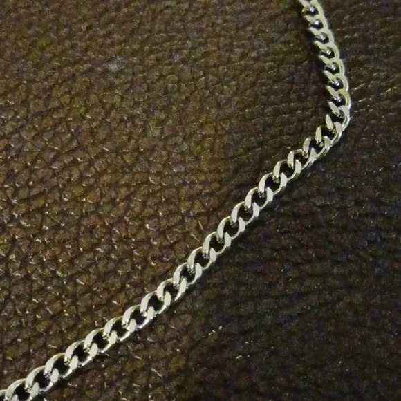 NIP Trendy Cuban Classic Stainless Steel 3mm Width Chain Bracelet - Picture 2 of 4